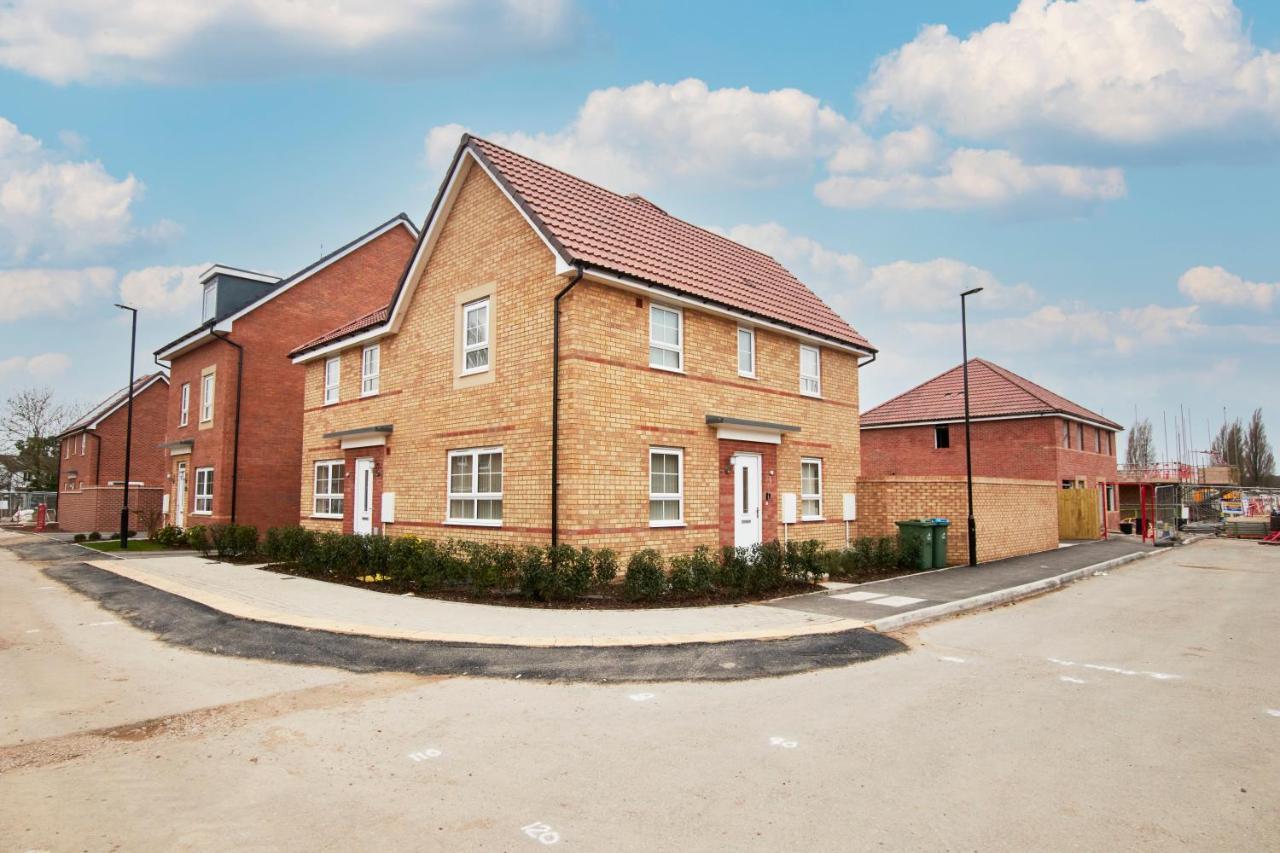 Superb 3br House In Sleeps 9 W/parking Holiday home
